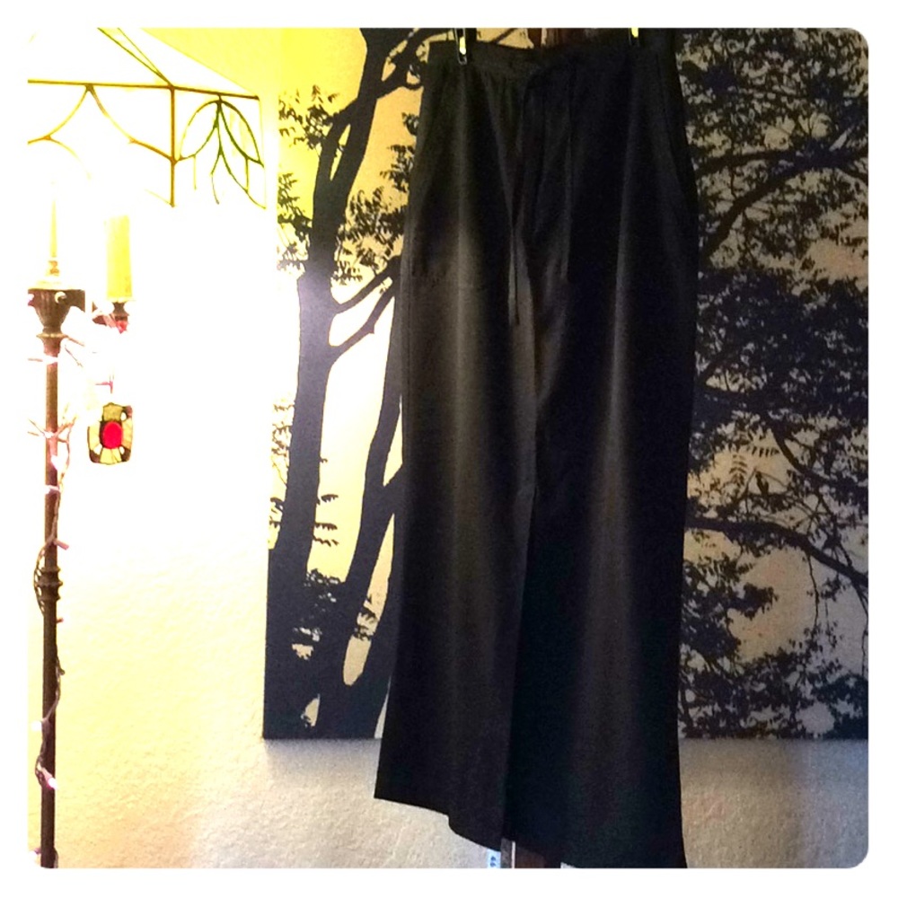 Liz Claiborne LizSport Black maxi skirt size 10